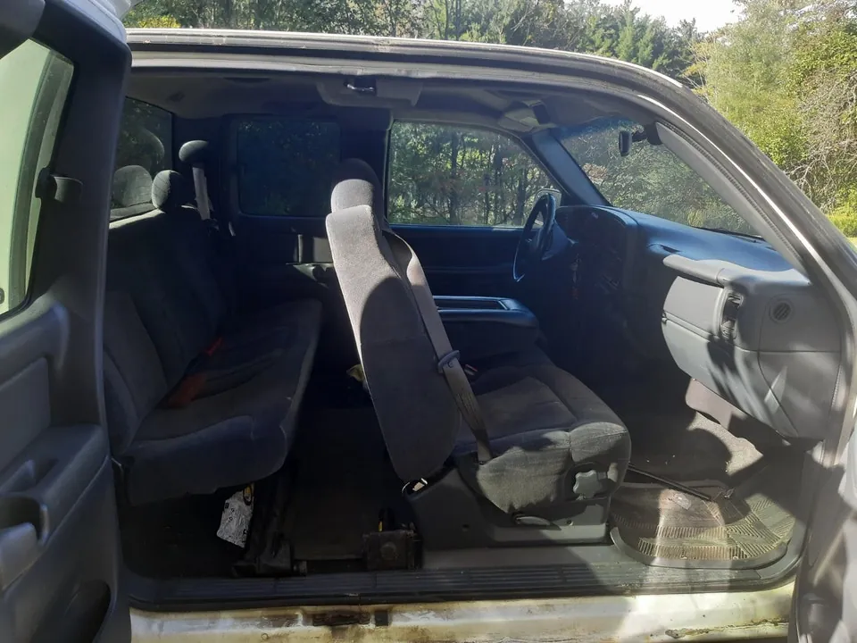 Chevrolet Silverado 2500 2000 photo 5