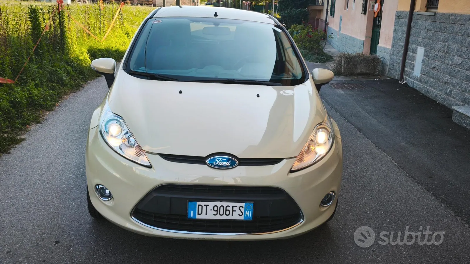 Ford Fiesta 2009 photo 2