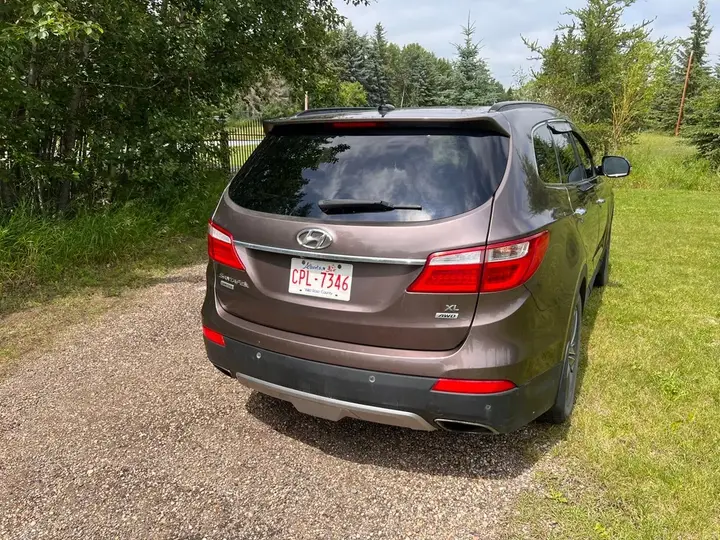 Hyundai Santa Fe 2015 photo 3