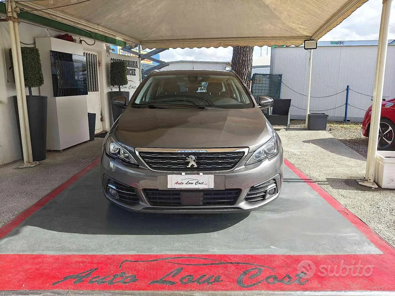 Peugeot 308 2019 photo 2