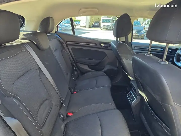 Renault Megane 2017 photo 4