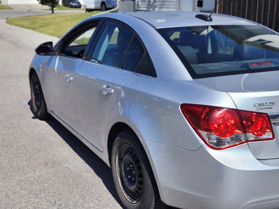 Chevrolet Cruze 2015 photo 3