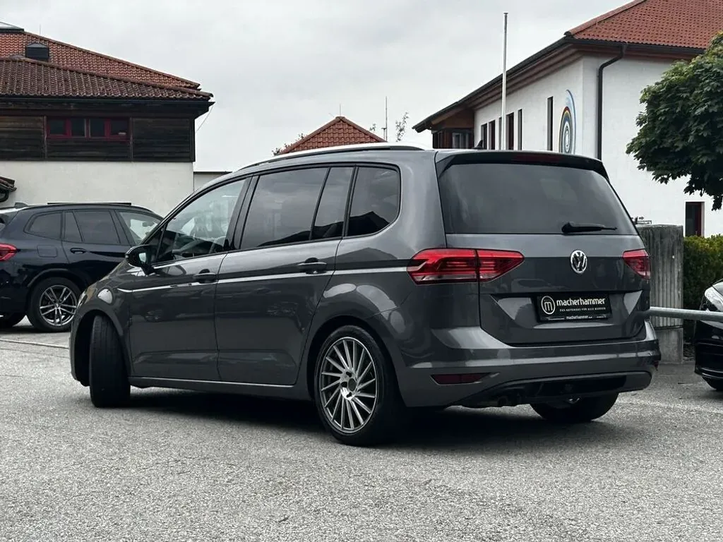 Volkswagen Touran 2016 photo 3