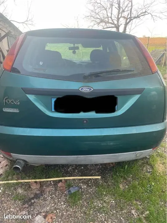 Ford Focus 1998 photo 2