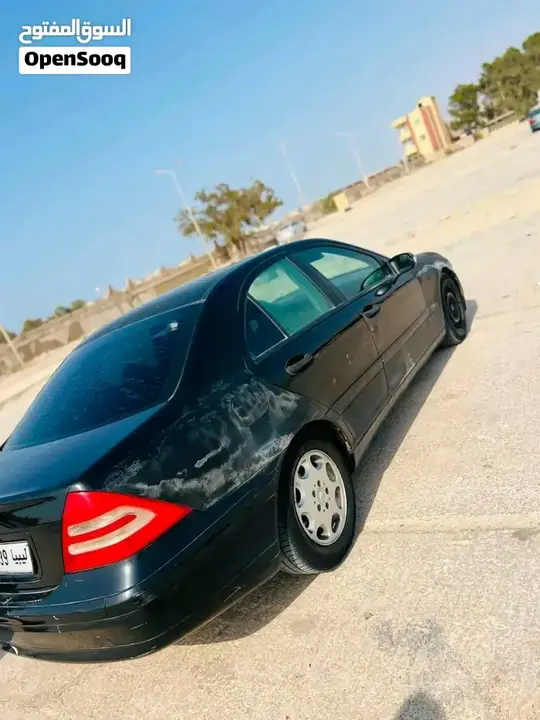 Mercedes-Benz C-Class 2002 photo 3