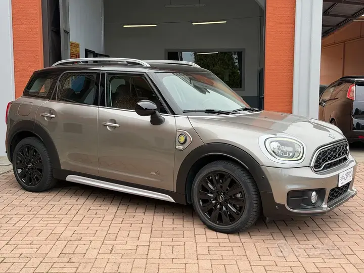 Mini Mini Countryman 2018 photo 2