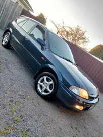 Ford Laser 2000 photo 2