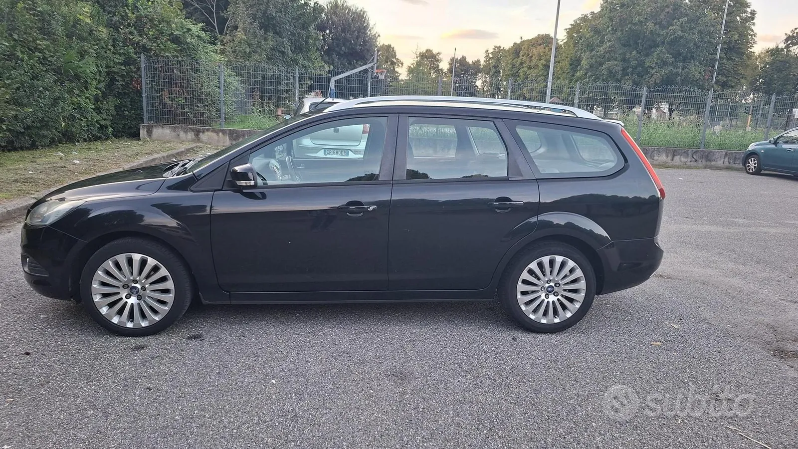 Ford Focus 2011 photo 3