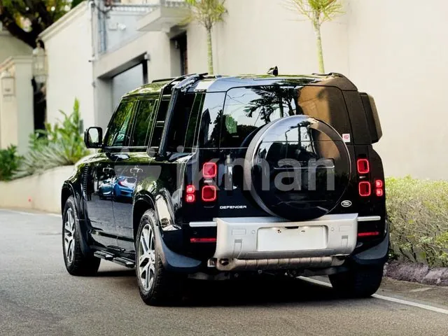 Land Rover Defender 2023 photo 2