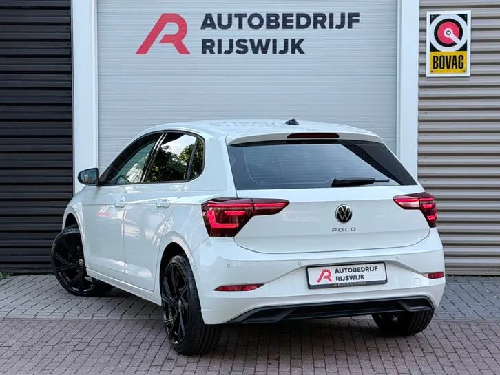 Volkswagen Polo 2023 photo 2