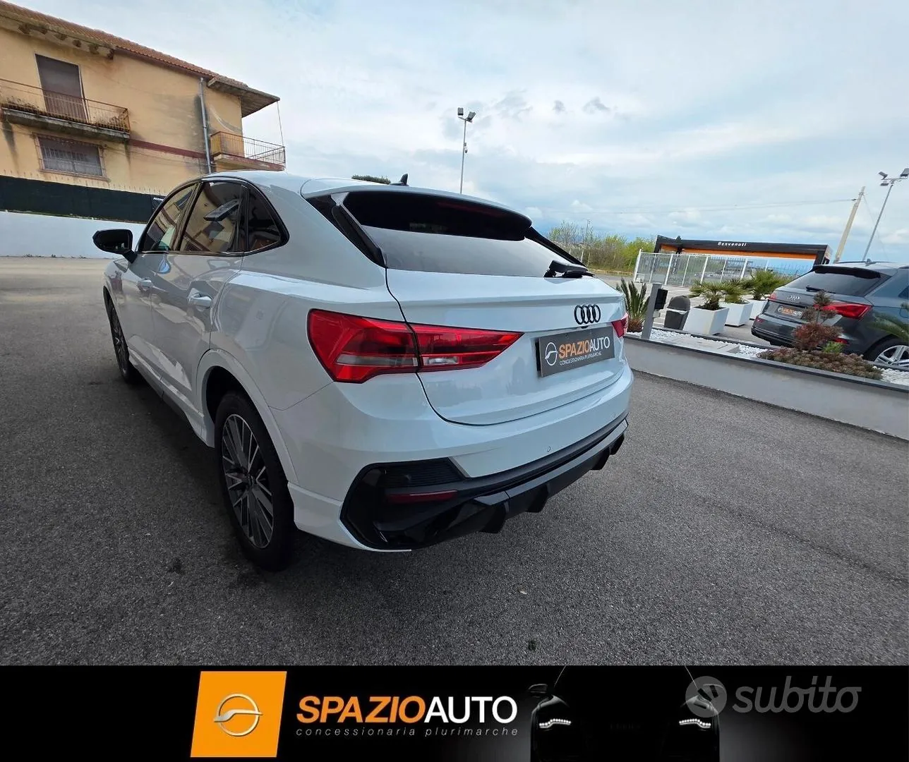 Audi Q3 2022 photo 3