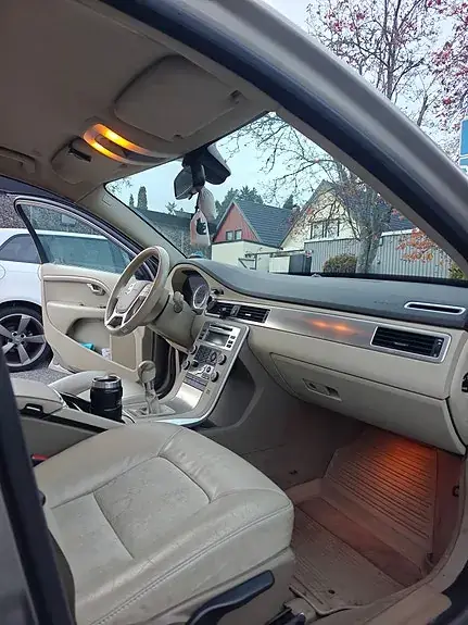 Volvo V70 2011 photo 4