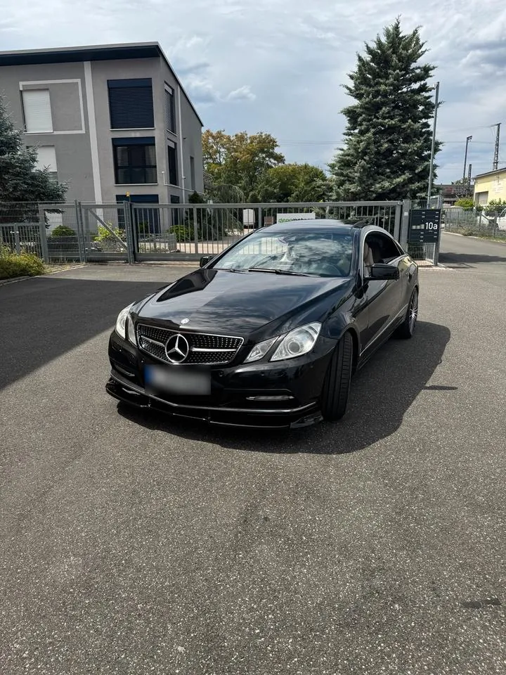 Mercedes-Benz E-Coupé 350