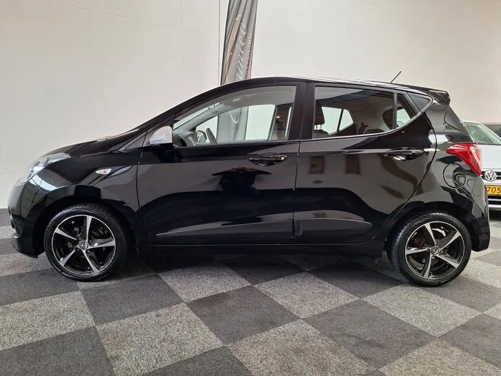 Hyundai I10 2017 photo 2