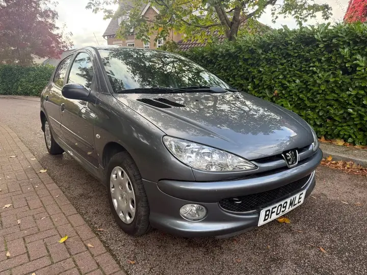 Peugeot 206