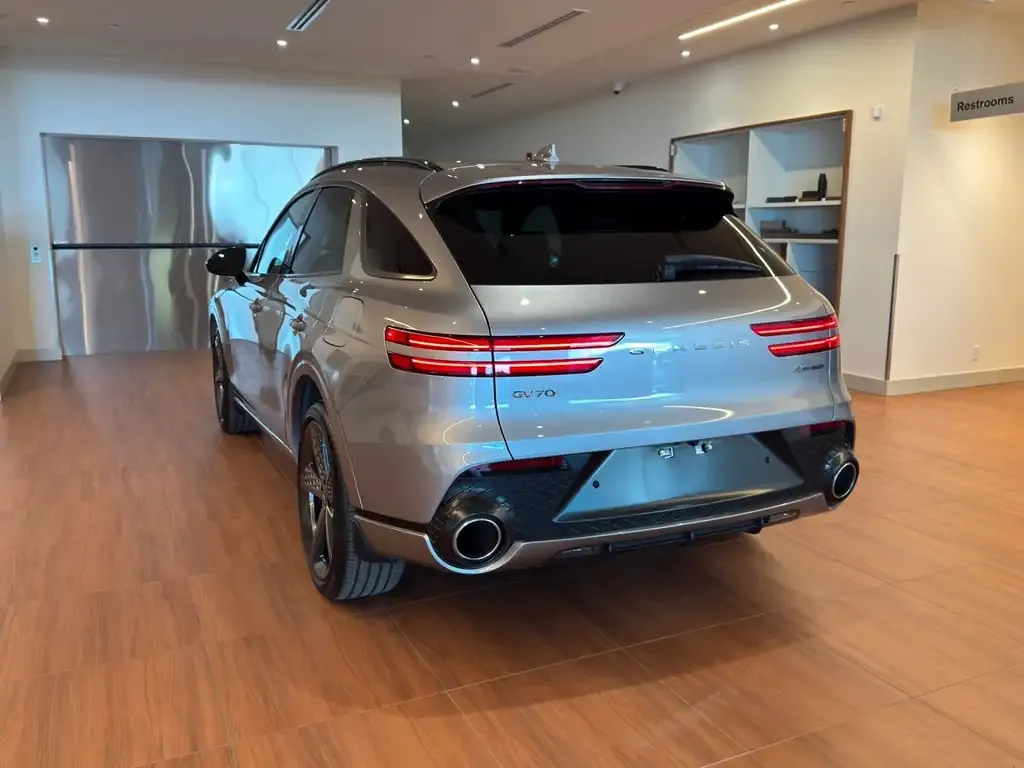 Genesis Gv70 2023 photo 5