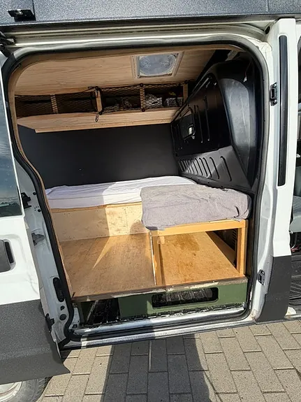 Ford Transit 300S Van 2013 photo 4