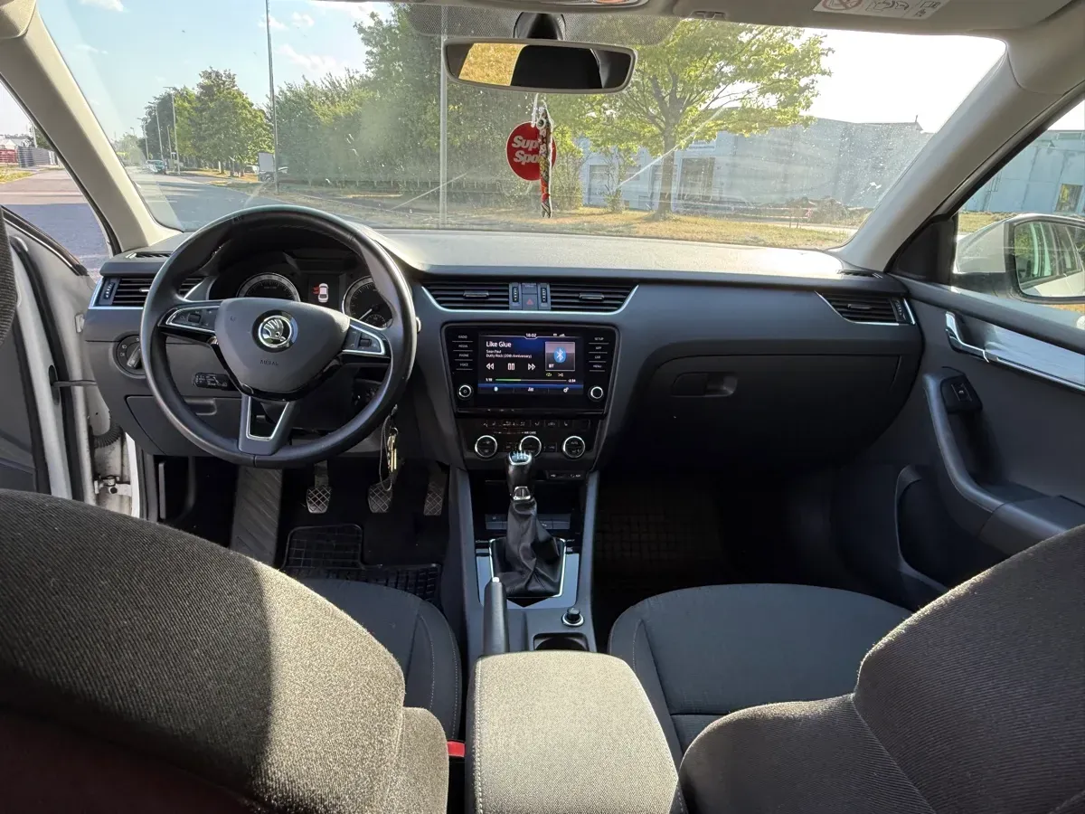 Skoda Octavia 2017 photo 3