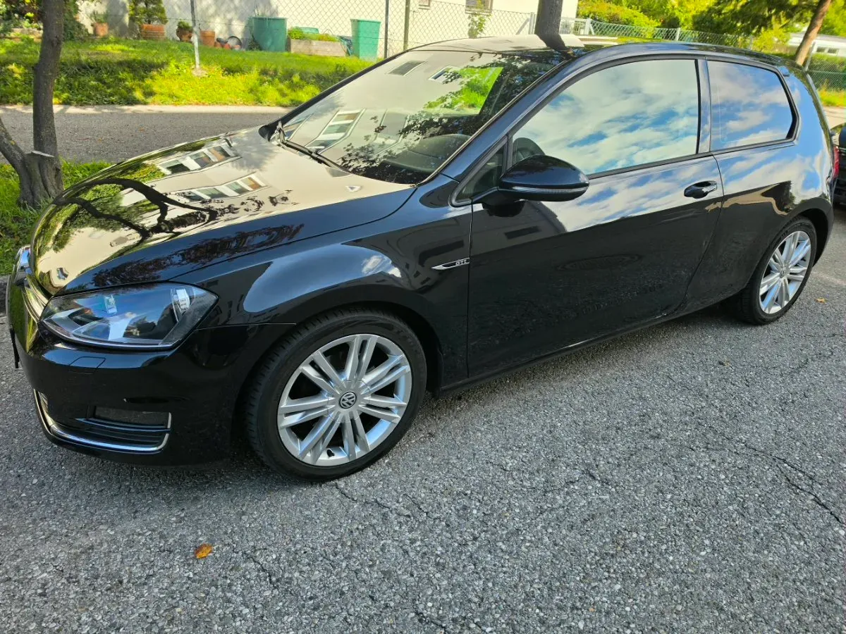 Volkswagen Golf 2013 photo 2