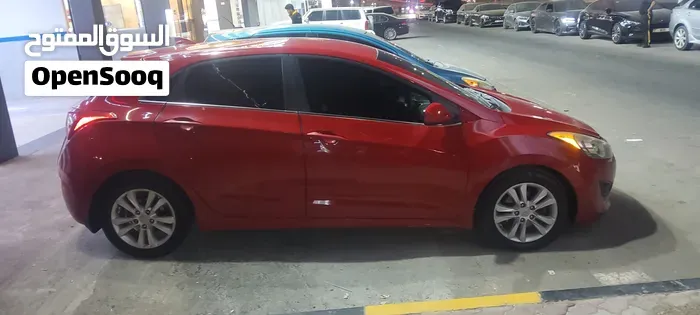 Hyundai Elantra 2013 photo 3