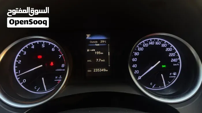 Toyota Camry 2019 photo 4