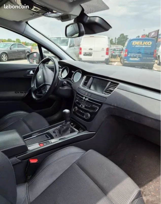 Peugeot 508 2017 photo 3