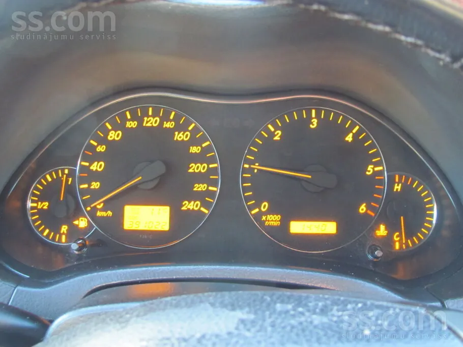 Toyota Avensis 2005 photo 5