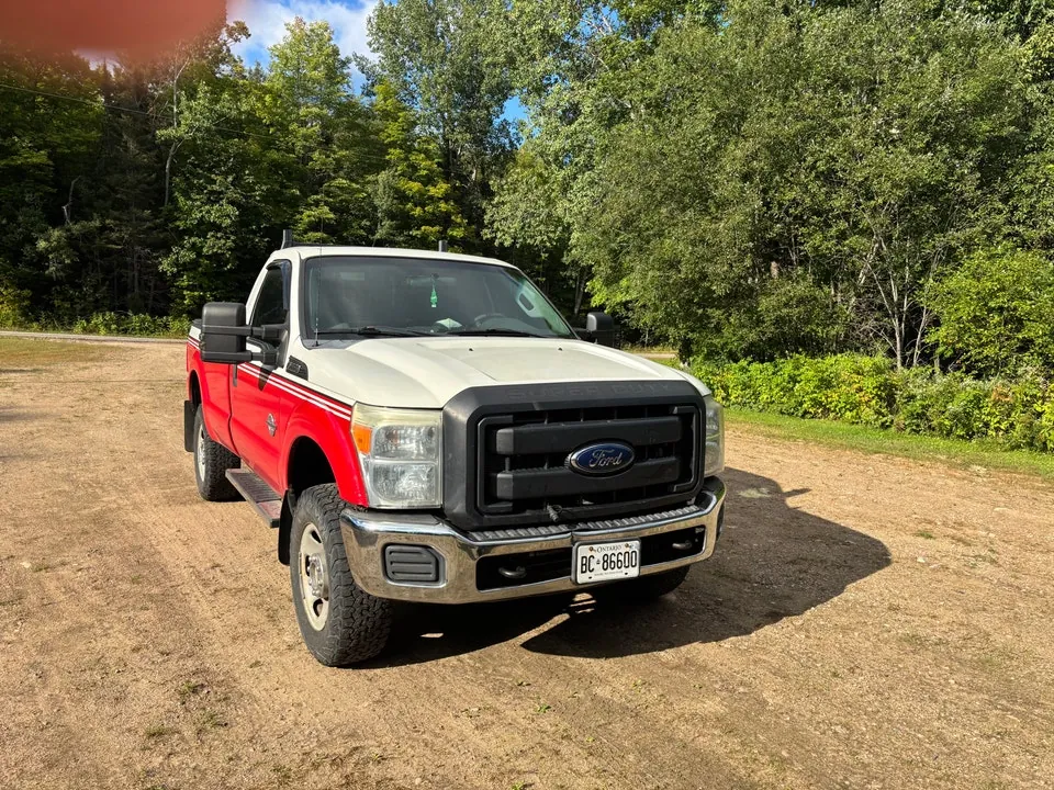 Ford F350 2011 photo 3
