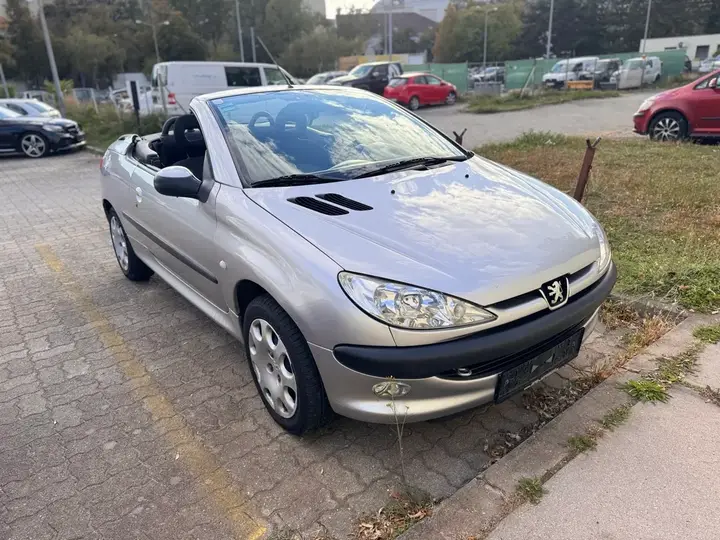 Peugeot 206 2001 photo 2