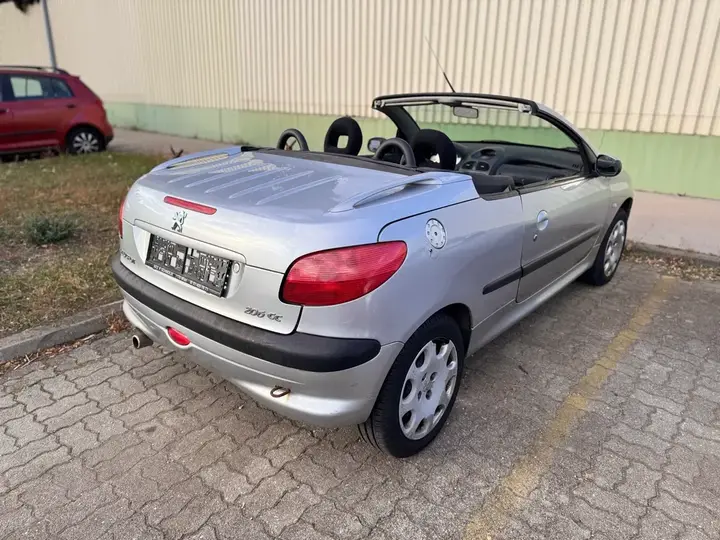 Peugeot 206