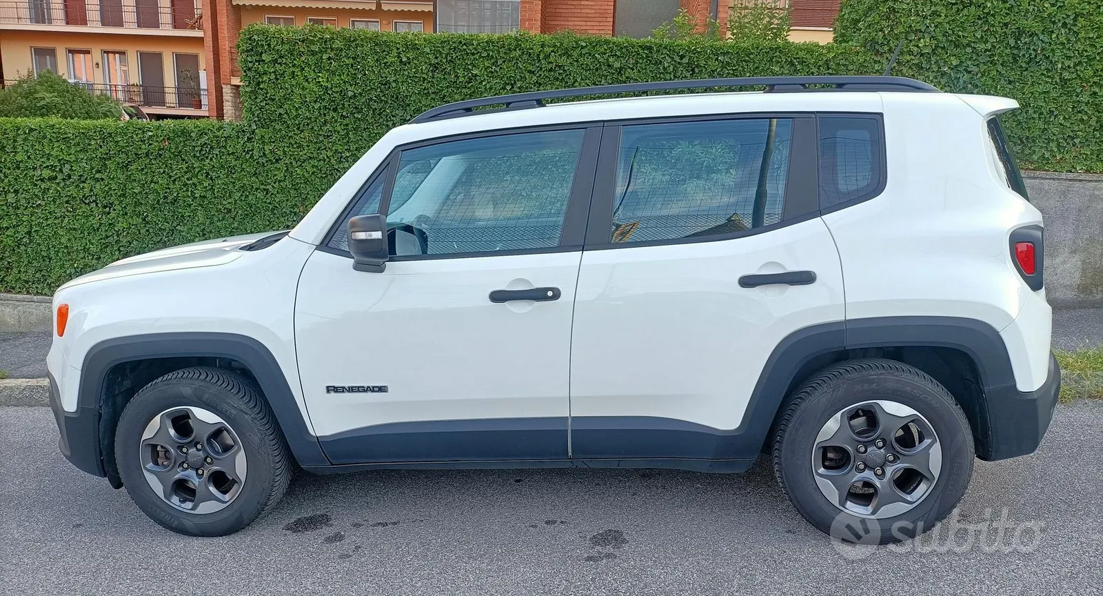 Jeep Renegade 2018 photo 2