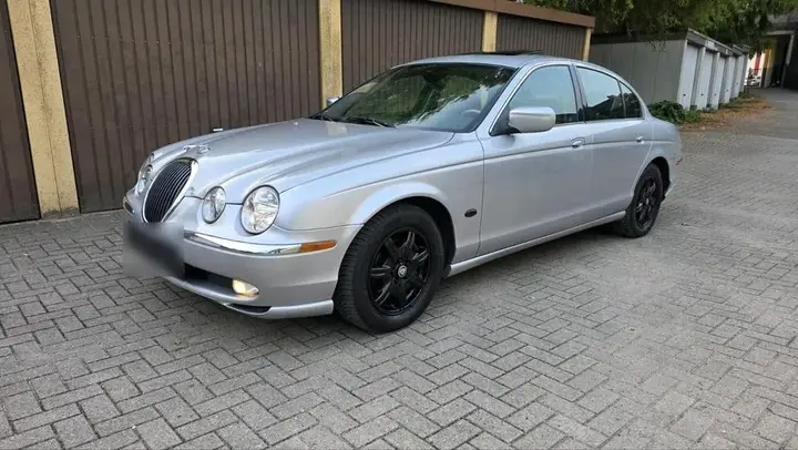Jaguar S-Type