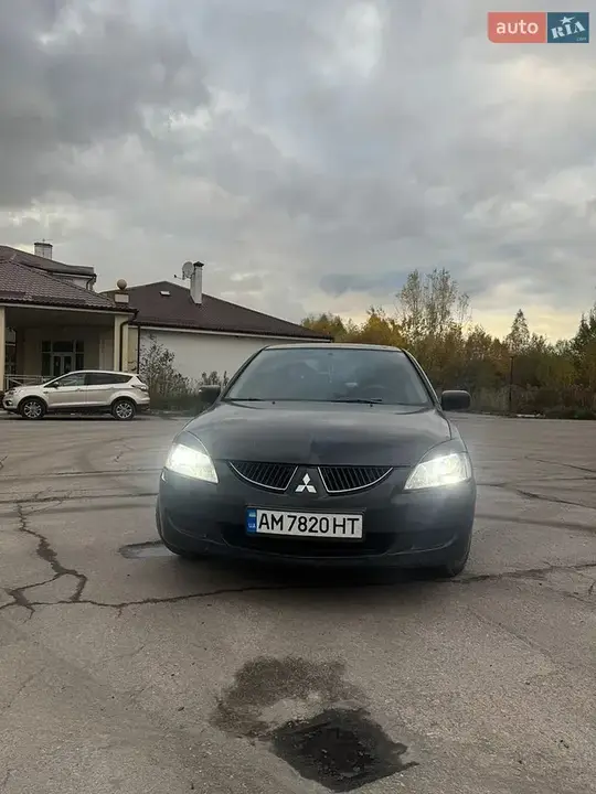 Mitsubishi Lancer