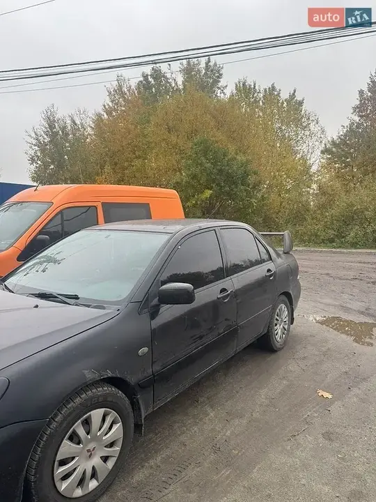 Mitsubishi Lancer 2005 photo 5