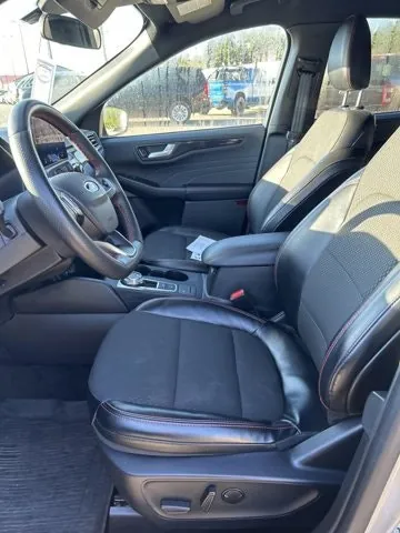Ford Escape 2024 photo 3