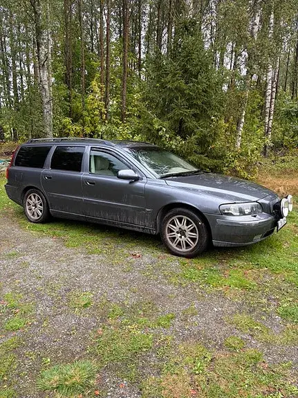 Volvo V70 2003 photo 2