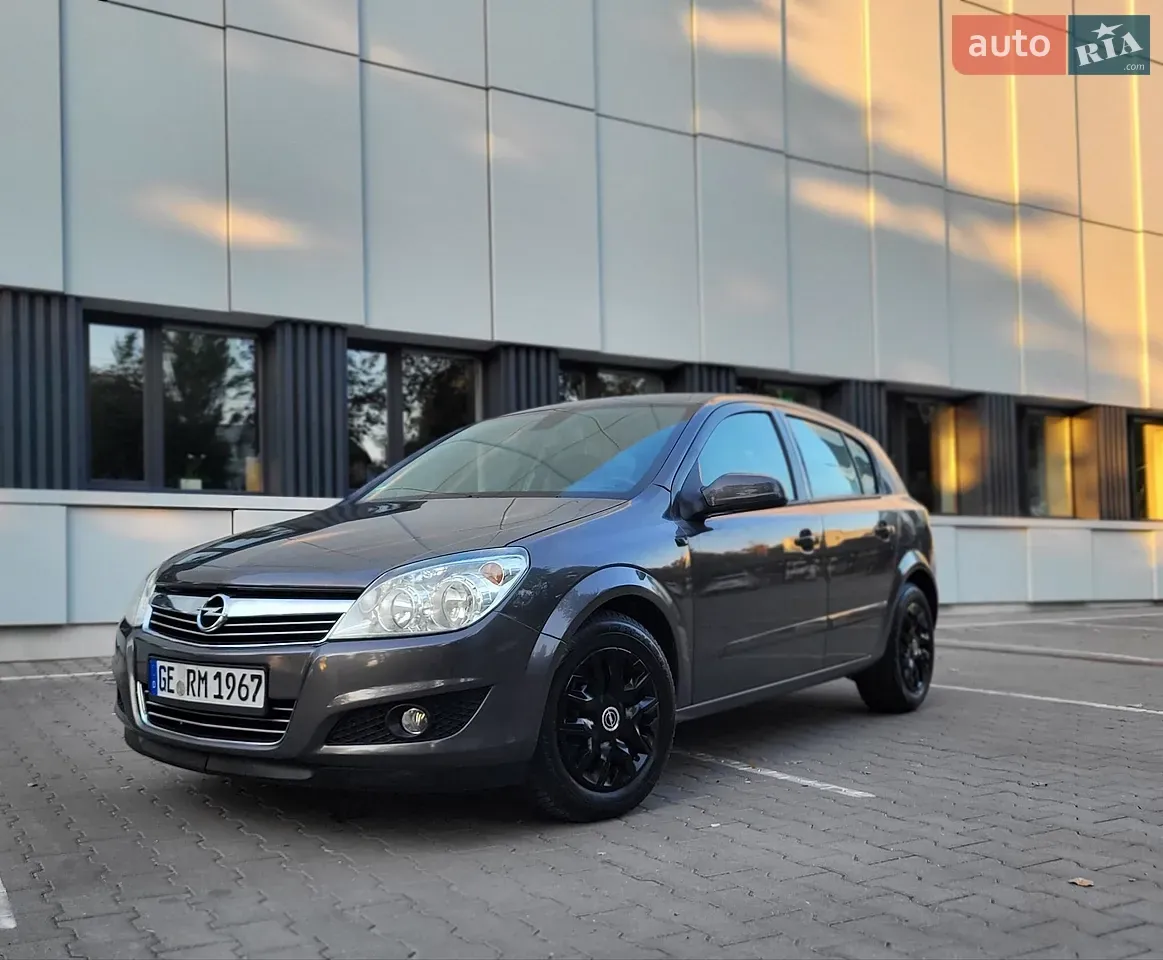 Opel Astra 2009 photo 4