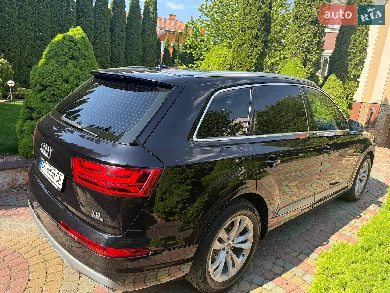 Audi Q7 2016 photo 5