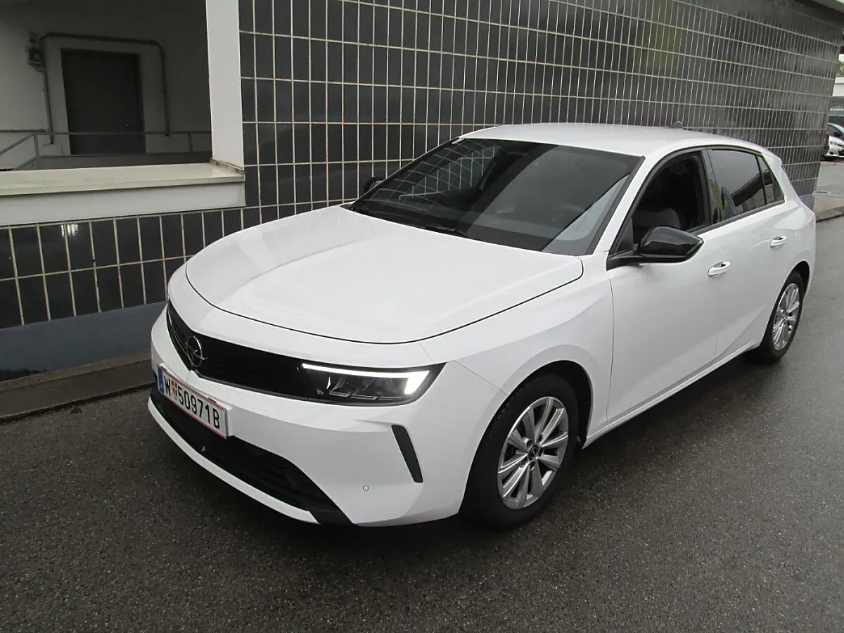 Opel Astra 2025 photo 2