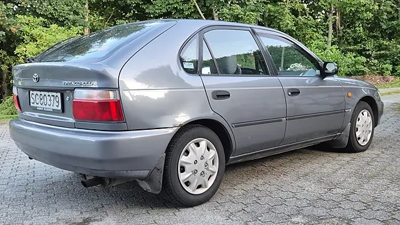 Toyota Corolla 1996 photo 4