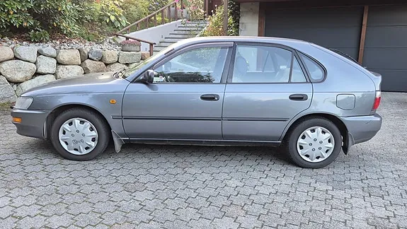 Toyota Corolla 1996 photo 5