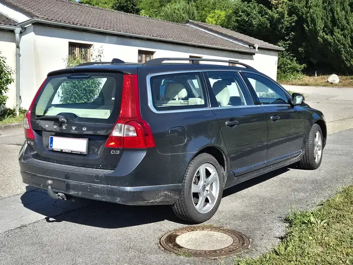 Volvo V70 2013 photo 3