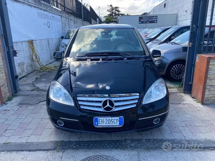 Mercedes-Benz A