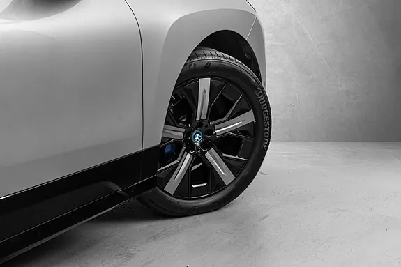 BMW Ix 2023 photo 4