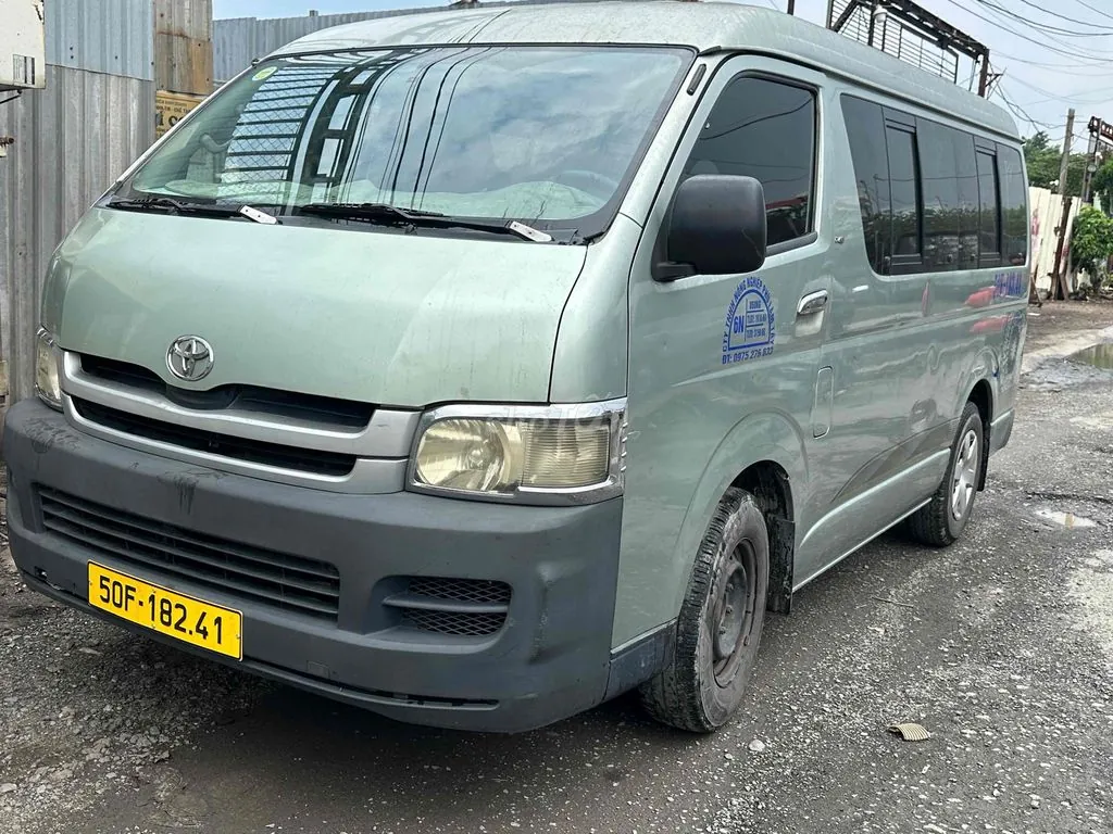 Toyota Hiace
