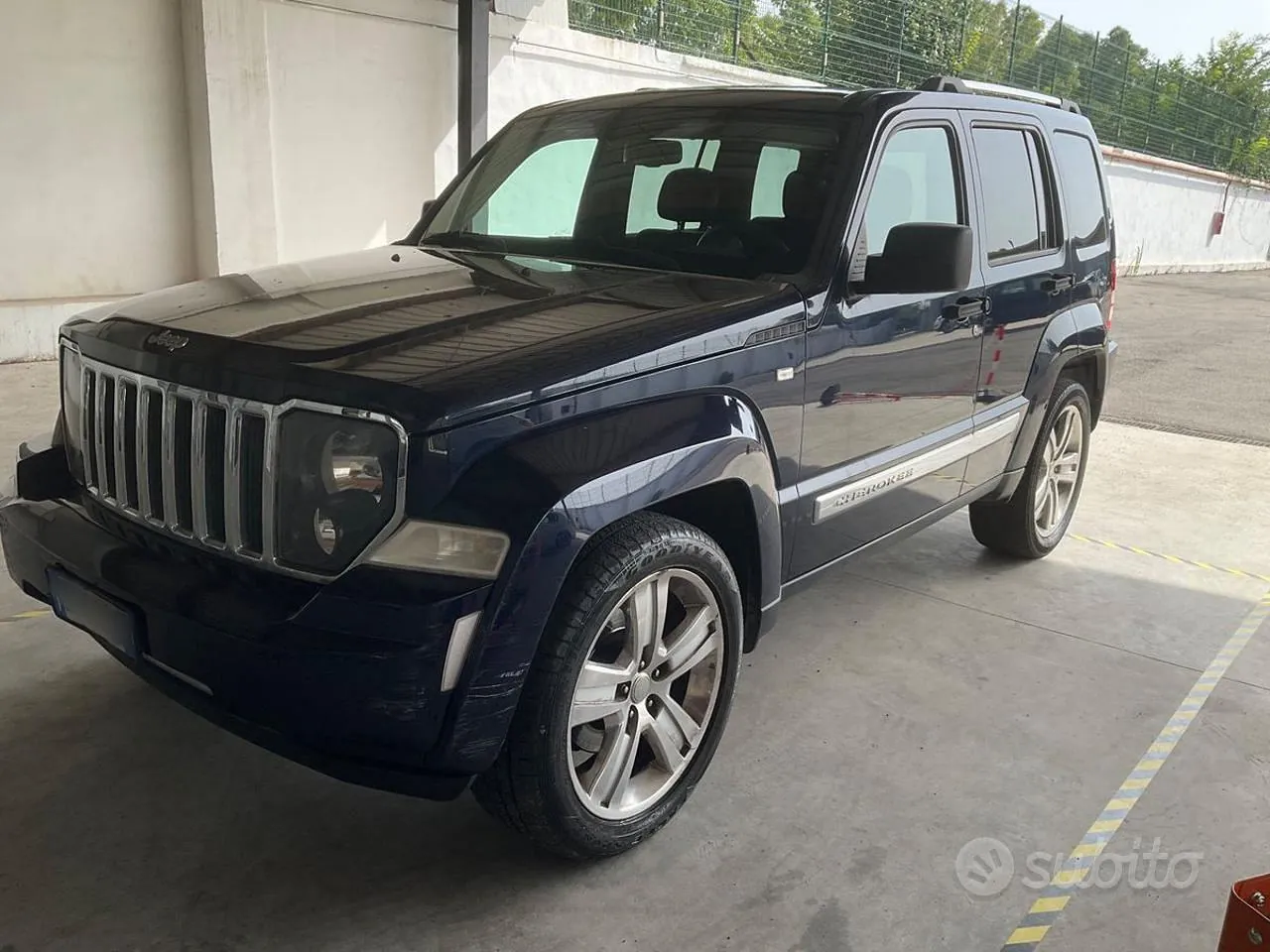 Jeep Cherokee 2013 photo 2