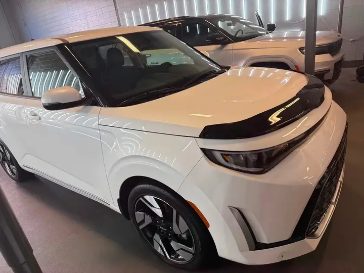 Kia Soul 2023 photo 3