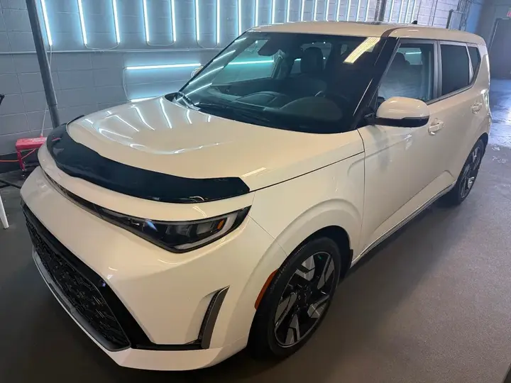 Kia Soul 2023 photo 2