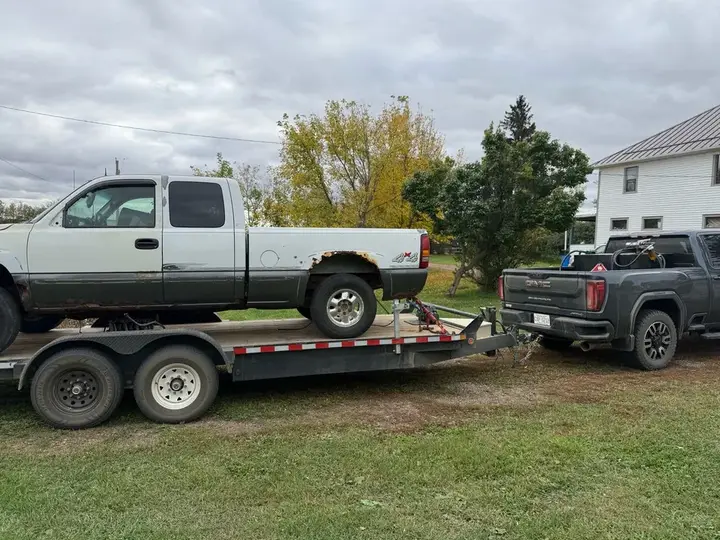 Chevrolet C/K Pickup 1500 1990 photo 2