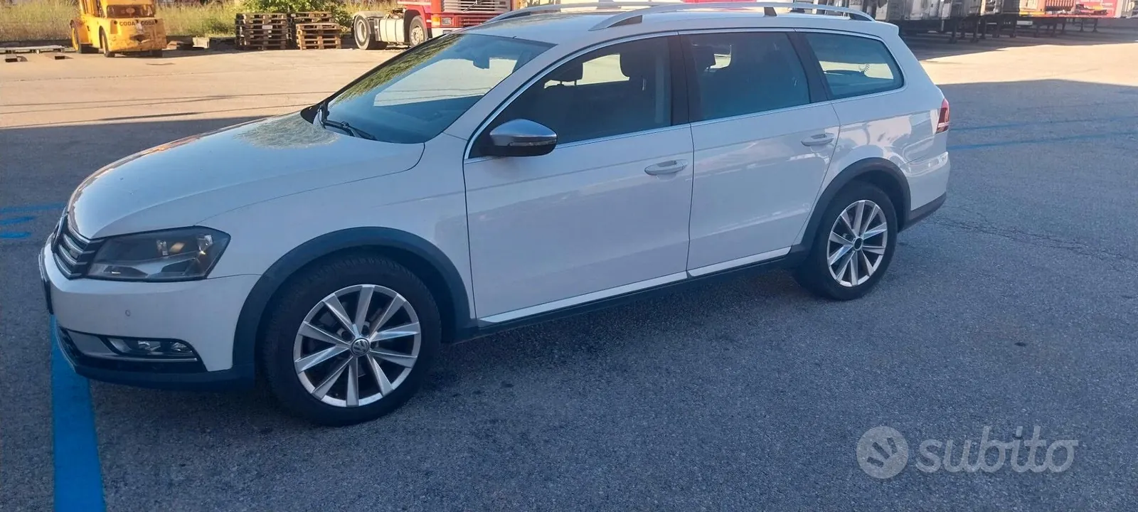 Volkswagen Passat Alltrack 2014 photo 2